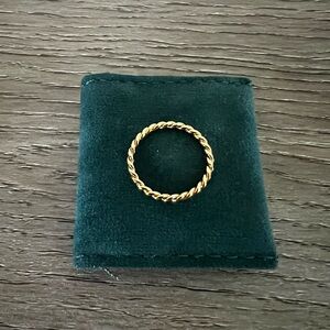 Authentic Aurate stackable twist ring yellow gold 14k size 6